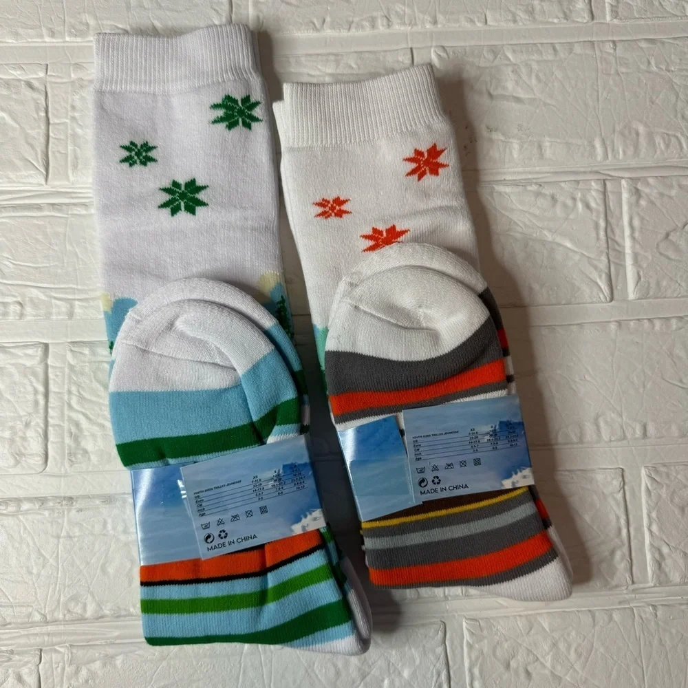 New Kids Performance Midweight Ski Socks Size Medium Size 4-6.5 Ages 10-13